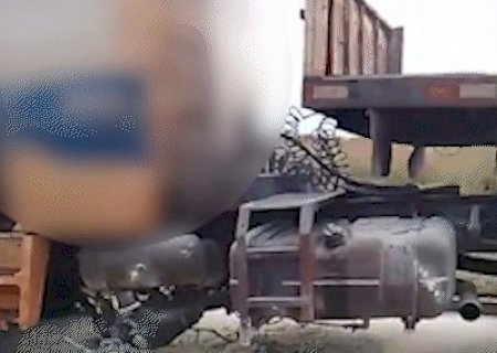 Caminhoneiro mata mulher atropelada e foge arrastando moto por 5 km