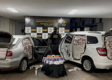 Carros abarrotados de cigarros contrabandeados são apreendidos
