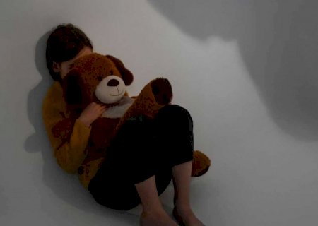 Menina de 8 anos é estuprada por adolescente na casa da irmã mais velha