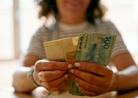 Pagamento da segunda parcela do 13&ordm; salário para aposentados e pensionistas começa segunda-feir
