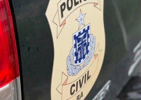 Bebê de 1 ano é asfixiado pela mãe após ela flagrar conhecido violentando a criança