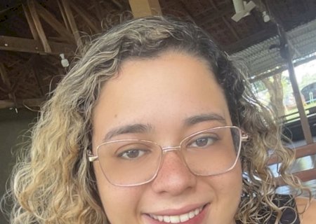 A História de uma Professora Autista que Transformou Diferença em Potência Por Redação