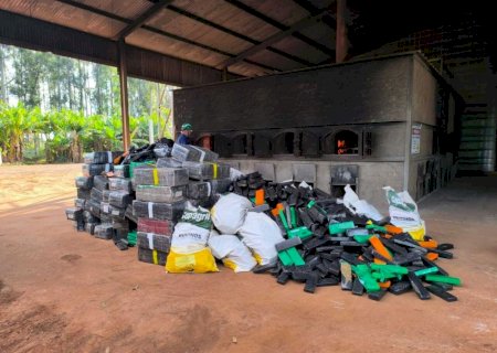 Mais de 4 toneladas de drogas apreendidas na região de fronteira são incineradas
