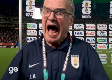 Bielsa se irrita em entrevista após eliminação do Uruguai e fala sobre mudança de goleiro no intervalo
