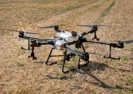 Últimas vagas para treinamento gratuito de tecnologia de aplicação com drones