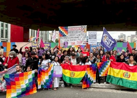 Ato em São Paulo presta solidariedade a protestos na Bolívia