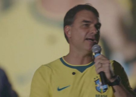 Flávio diz que é candidato a presidente porque 'missão foi dada' e usa slogan de Lula: 'Esperança vai vencer o medo'
