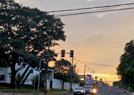 Frente fria avança sobre MS e deve provocar tempestades e queda de granizo