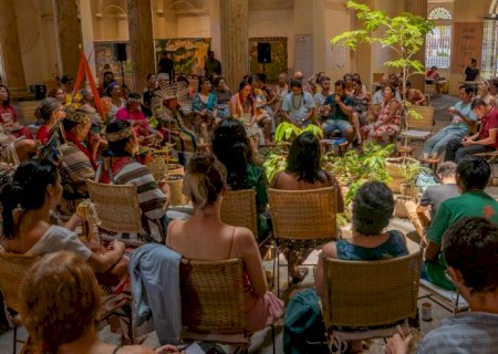 Mostra em SP celebra arte e modo de aprender indígenas