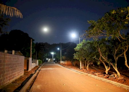Governo de MS acompanha reta final da pavimentação no Distrito de Bocajá, em Douradina