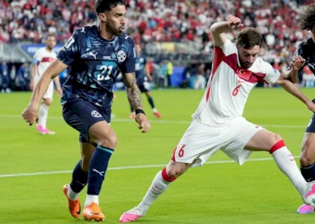 Paraguai vence por 1 a 0 e elimina Turquia no grupo D da Copa