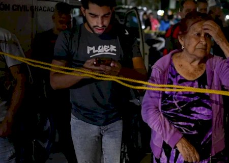 Lula oferece ajuda à Venezuela e manifesta consternação com terremoto