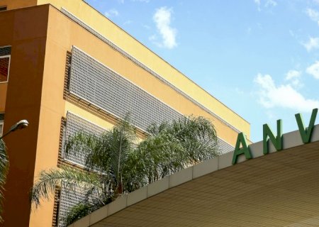 Anvisa proíbe plataforma de consulta online e entrega de medicamento