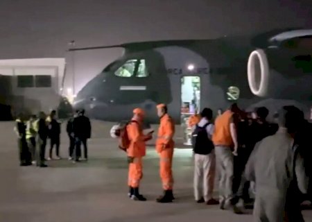 Brasil envia terceiro avião com ajuda humanitária à Venezuela