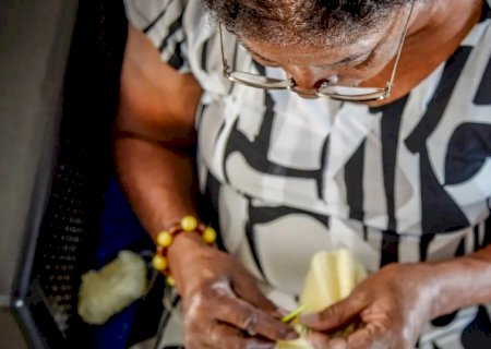 Programa de atenção domiciliar amplia cuidado aos idosos no país