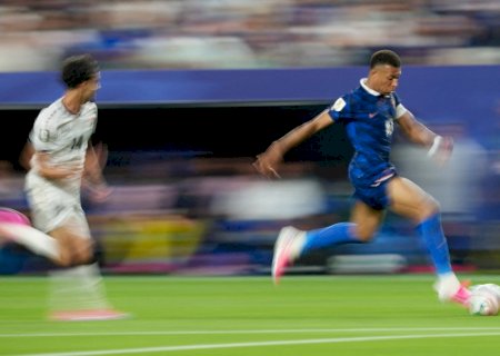Mbappé minimiza briga com Messi por recorde de gols em Copas: "Não olho para o que ele faz"