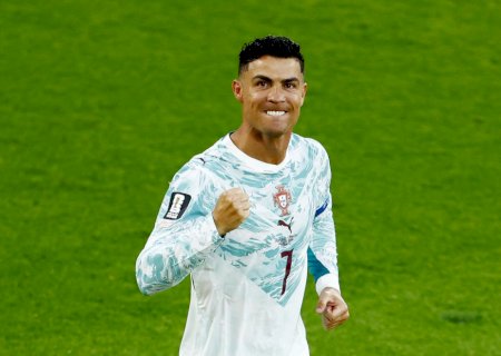 "O futuro de Cristiano não é importante agora", diz CR7 após irmã cravar despedida das Copas