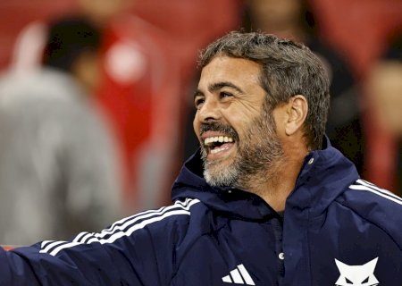 Como Artur Jorge revolucionou e levou o Cruzeiro da lanterna à escolta da Libertadores em meio turno