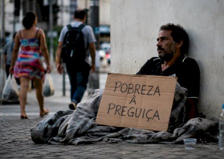 Pesquisa: 40% dos brasileiros associam pobreza à preguiça