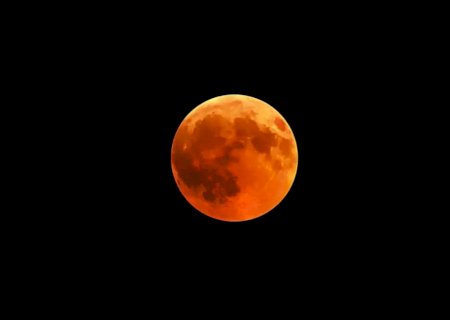 Vai dar pra ver? Astrônomo detalha como será eclipse solar e lunar no MS