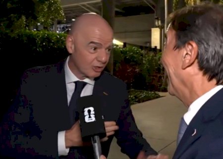 Infantino sofreu com a Argentina? Presidente da Fifa conserta fala em entrevista e viraliza