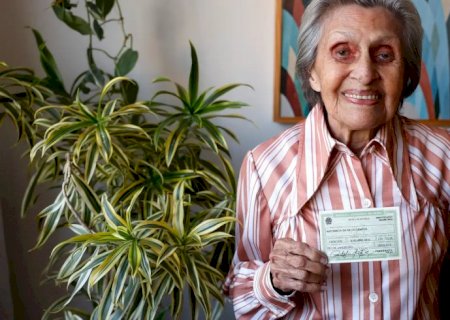 Aumento do eleitorado idoso pauta campanhas, mas abstenção é desafio