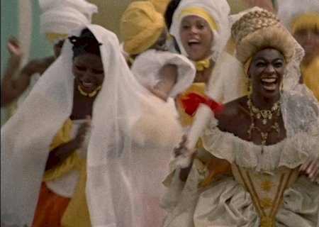 Xica da Silva, de Cacá Diegues, volta aos cinemas restaurado em 4K