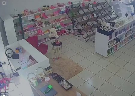 Itaporã: Jovem em surto psicótico destrói loja no centro; caso revela histórico de violência (Vídeo)