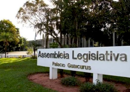 Assembleia volta hoje com vários projetos em pauta