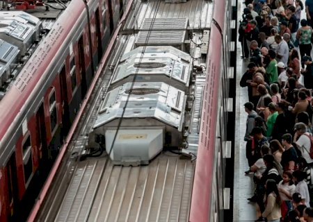 SP: greve na CPTM paralisa parcialmente três linhas de trens