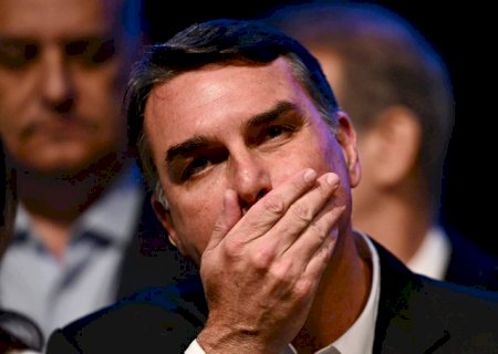 Flávio Bolsonaro volta a ser filiado ao PL; TSE cancelou vínculo com o Missão