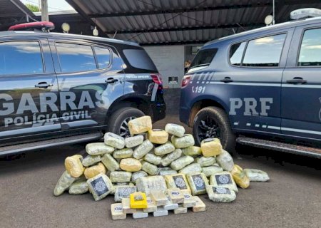 Abordagem em rodovia desencadeia operação e apreensão de drogas em dois imóveis