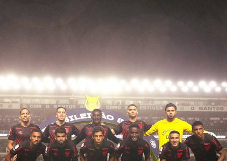 Análise: Athletico prova que queda na Copa do Brasil ficou para trás ao vencer o Santos com maturidade