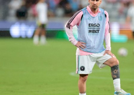 Messi escreve homenagem ao pai falecido e questiona futuro no esporte