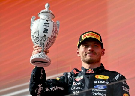 Max Verstappen renova com a Red Bull e fica na F1 até 2030