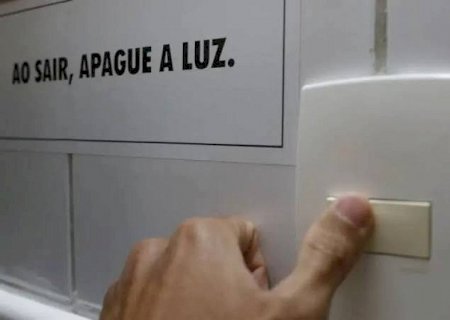 Conta de luz seguirá mais cara em agosto com manutenção da bandeira amarela