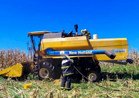 Bombeiros controlam princípio de fogo em maquinário agrícola em fazenda de Caarapó