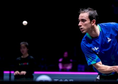 Calderano supera anfitrião na estreia do Europe Smash na Suécia