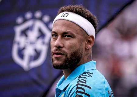 Inspiração em Memphis? Neymar usa faixa na cabeça em clássico entre Corinthians x Santos