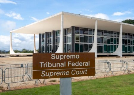 STF suspende julgamento de lei que proíbe jogos de azar
