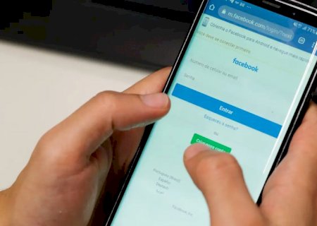 Justiça da França barra veto a uso de redes sociais por adolescentes
