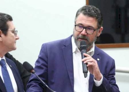 Projeto de Pollon que prevê assistência jurídica a policiais avança na Câmara