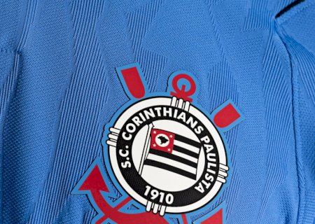 Corinthians lança terceira camisa azul e fará estreia contra o Fluminense; veja fotos e preços