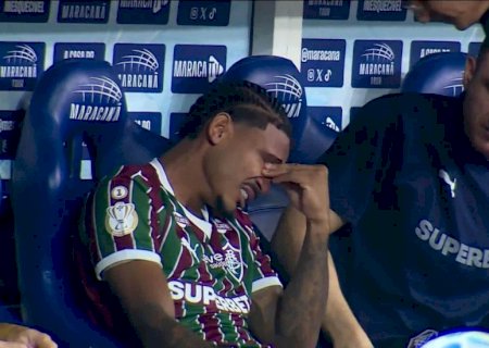 Entregadora registra queixa na polícia contra John Kennedy, do Fluminense, por ameaça