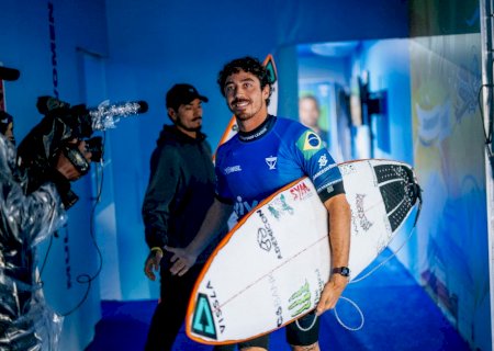 Yago Dora vai às quartas de final de Trestles e assume liderança da WSL