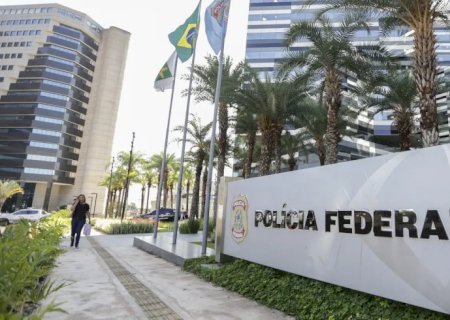 PF envia a Gilmar e Zanin íntegra de material do celular de Vorcaro