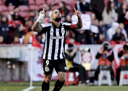 Análise: Santos mostra força longe de casa e supera susto para manter reação no Brasileirão
