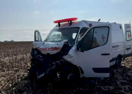 Paciente em tratamento de câncer morre após colisão de ambulância