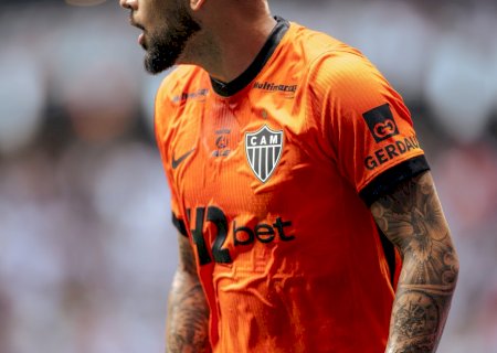 Atlético-MG estreia uniforme inspirado na "Rua de Fogo" da torcida; veja fotos