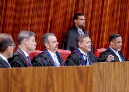 TSE anula votos de Garotinho, e Ruas vence governo do Rio no 1º turno 